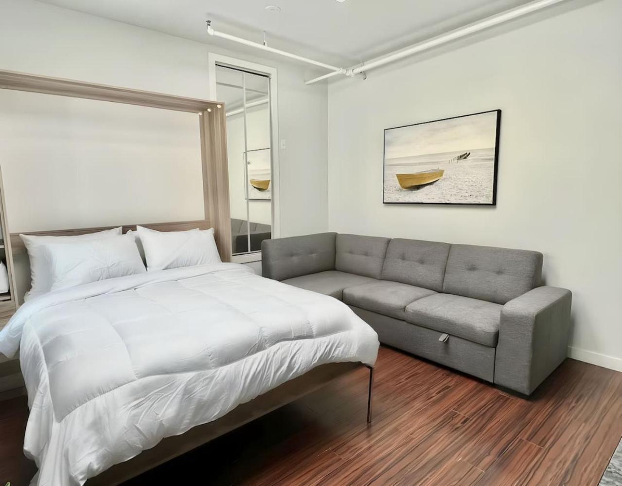 Spacious 1bdr Mezzanine On Bishop Mtl Zx8 Montreal